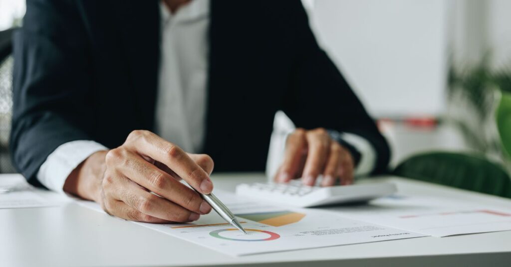 Calcule correctamente la provisión por garantías al cierre de 2024. Siga los pasos clave y evite errores contables y fiscales con nuestras recomendaciones.